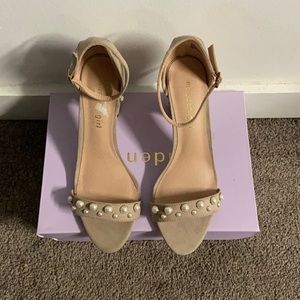Gently Used Madden Girl Pearl Studded Heels!